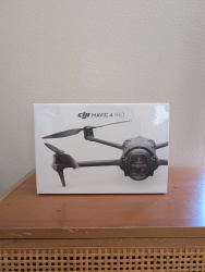 DJI Mavic 4 Pro -- Standard Kit Image