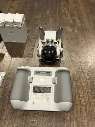 DJI Mini 3 Pro Drone + Pro RC Remote W Screen 3 Batteries SD Holder Bag Image #4