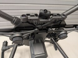 DJI Matrice 210 RTK-G Set 2 TB55 &amp; 4 TB50 drone batteries, remote controller Image #3