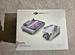 DJI Mini 4 Pro Flymore Combo Image