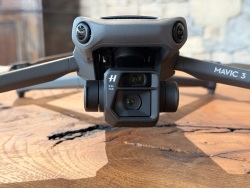 DJI Mavic 3 COMPLETE Fly More Combo w/ RC Pro 2, 3 Batteries, ND Filters, Wide Angle, Pelican Case - Excellent Condition Image #4