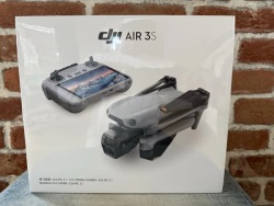 DJI Drone AIR 3S RC2 Fly More Combo NEW &amp; Sealed Image