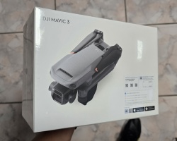 DJI Mavic 3 Fly More Combo Drone Kit - New Factory Sealed Unit + Set of Props Image #4
