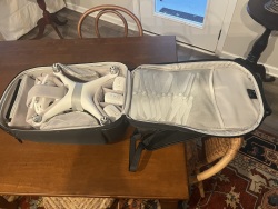 DJI PHANTOM 4 V2.0 LIKE NEW Image #3